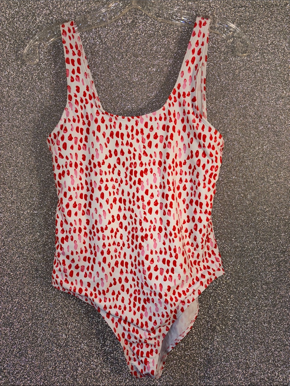 One-piece size L swimsuit